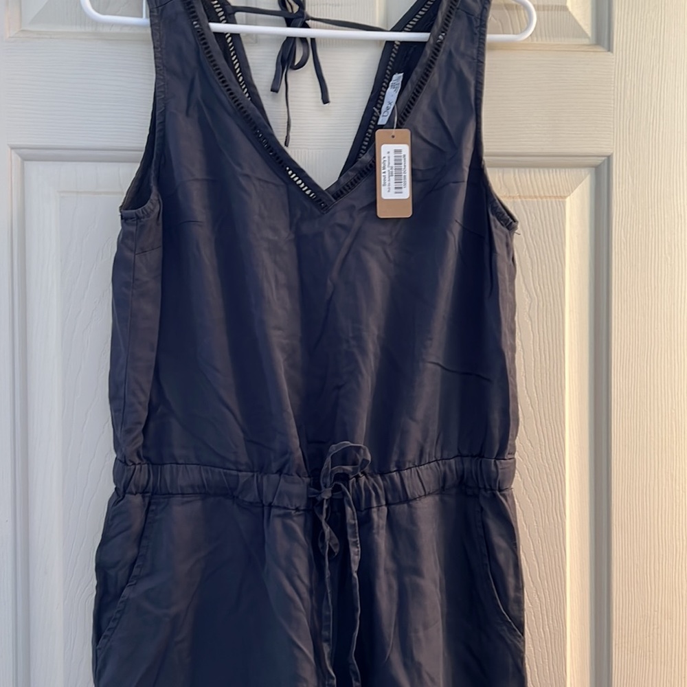 Dex Jumper - Picture 3 of 5